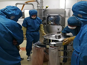 山東聯(lián)盟磷復(fù)肥有限公司-LG-200干法制粒機